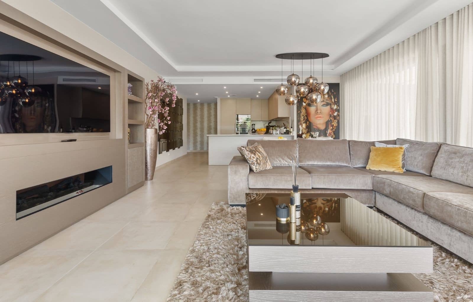 3 soveværelse Lejlighed til salg i El Paraiso med swimmingpool garage - € 985.000 (Ref: 9977022)