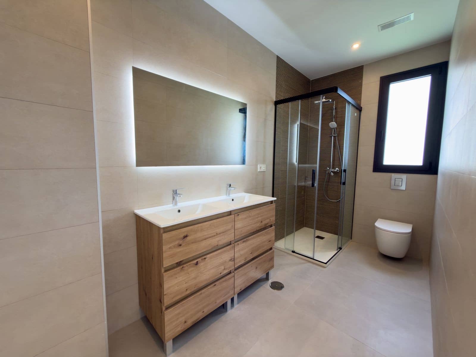 4 bedroom Villa for sale in Mijas with pool garage - € 1,030,000 (Ref: 9977024)