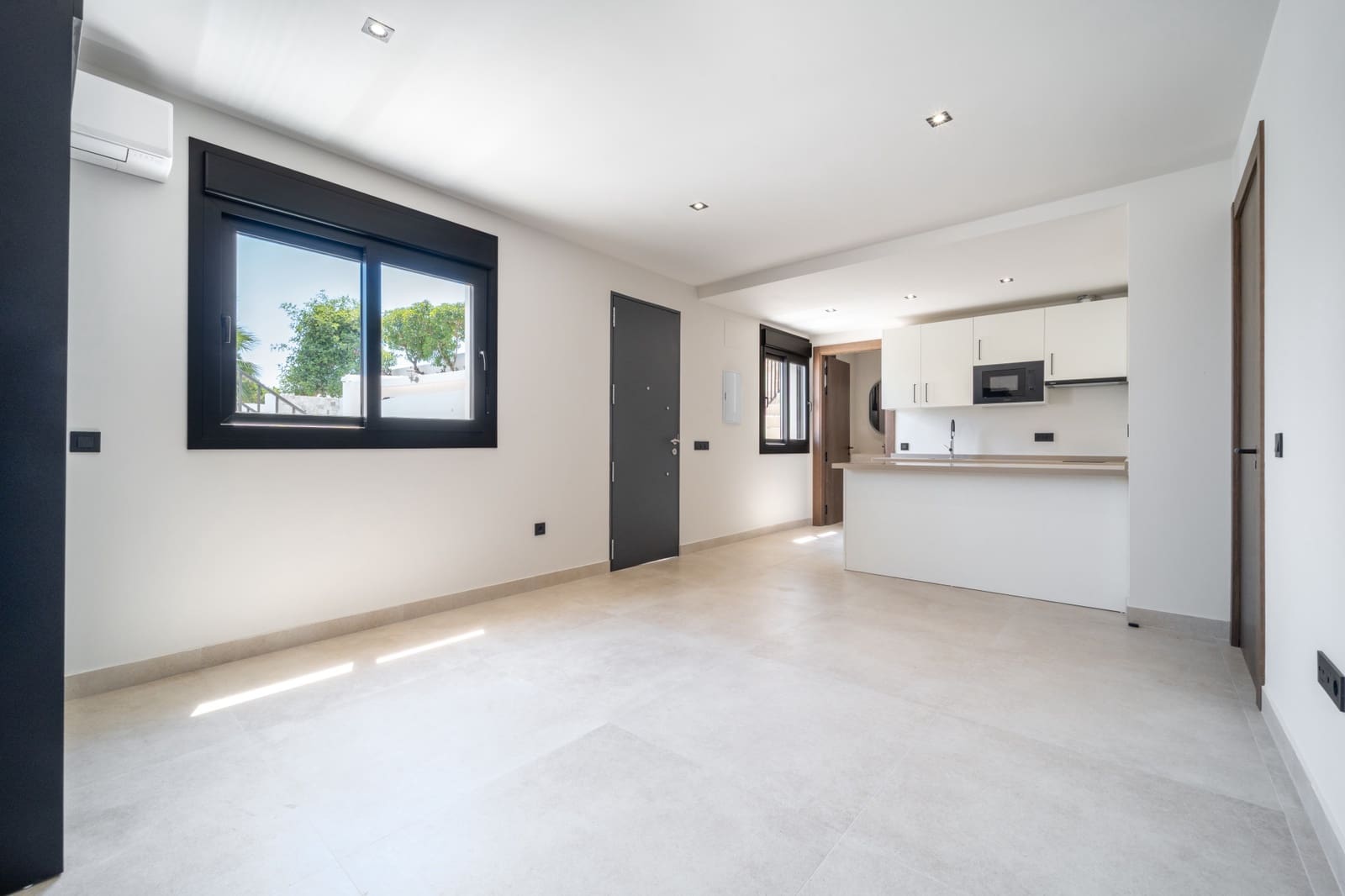 5 soverom Villa til salgs i La Cala de Mijas med svømmebasseng garasje - € 2 195 000 (Ref: 9978519)