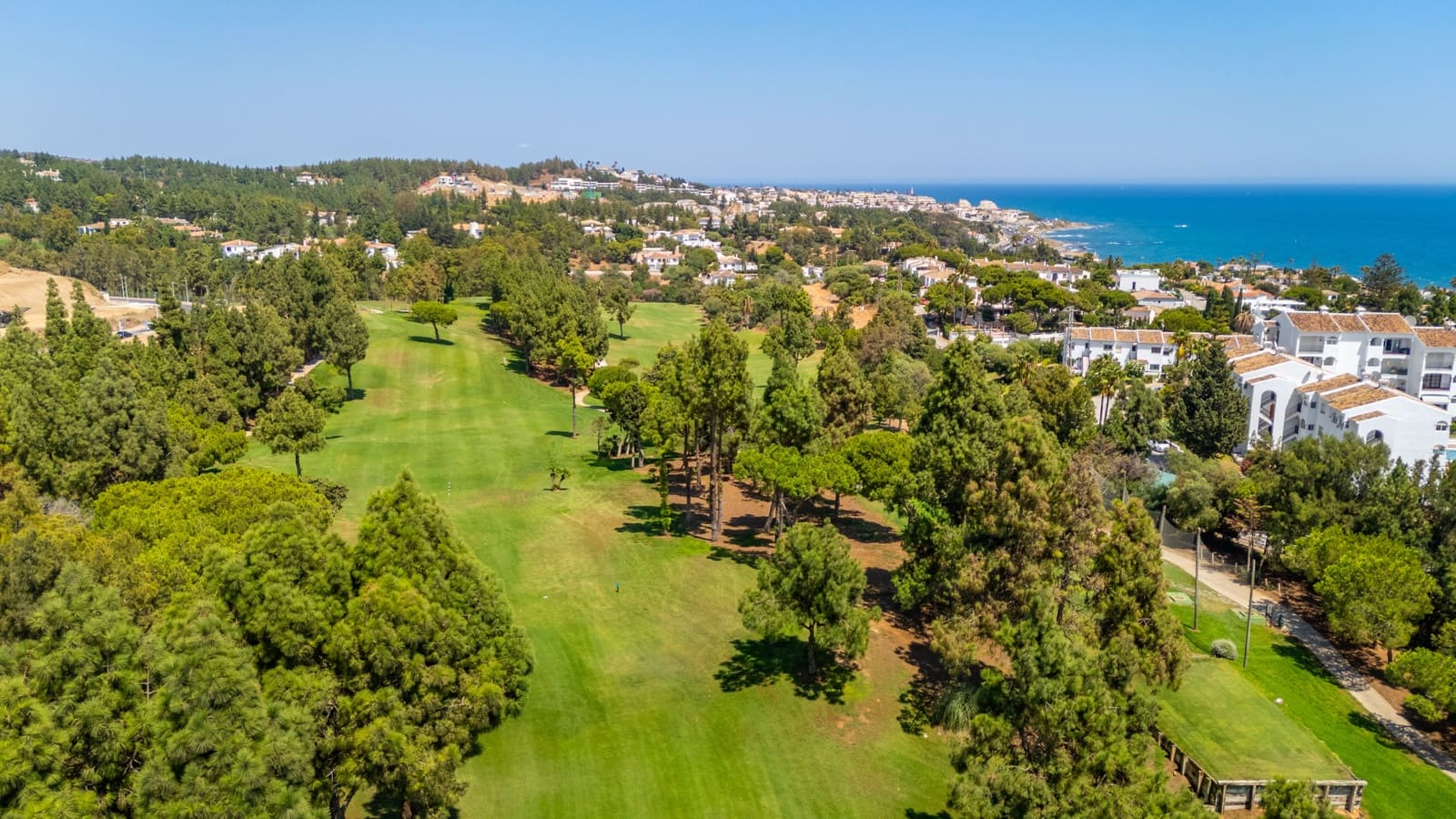 5 soverom Villa til salgs i La Cala de Mijas med svømmebasseng garasje - € 2 195 000 (Ref: 9978519)