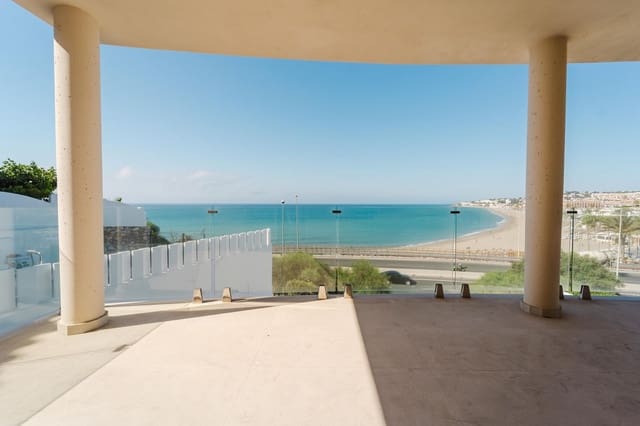 4 soveværelse Villa til salg i La Cala de Mijas, Mijas med swimmingpool garage - € 2.500.000 (Ref: 9978527)