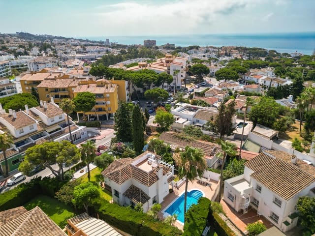 3 soverom Villa til salgs i Calahonda, Mijas med svømmebasseng garasje - € 1 150 000 (Ref: 9978528)