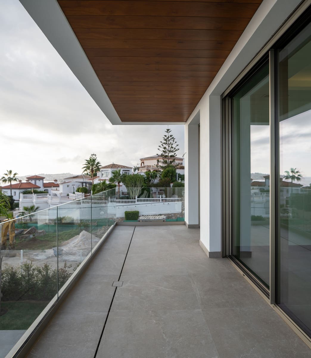 Chalet de 4 habitaciones en Mijas Costa en venta con piscina garaje - 1.675.000 € (Ref: 9994880)