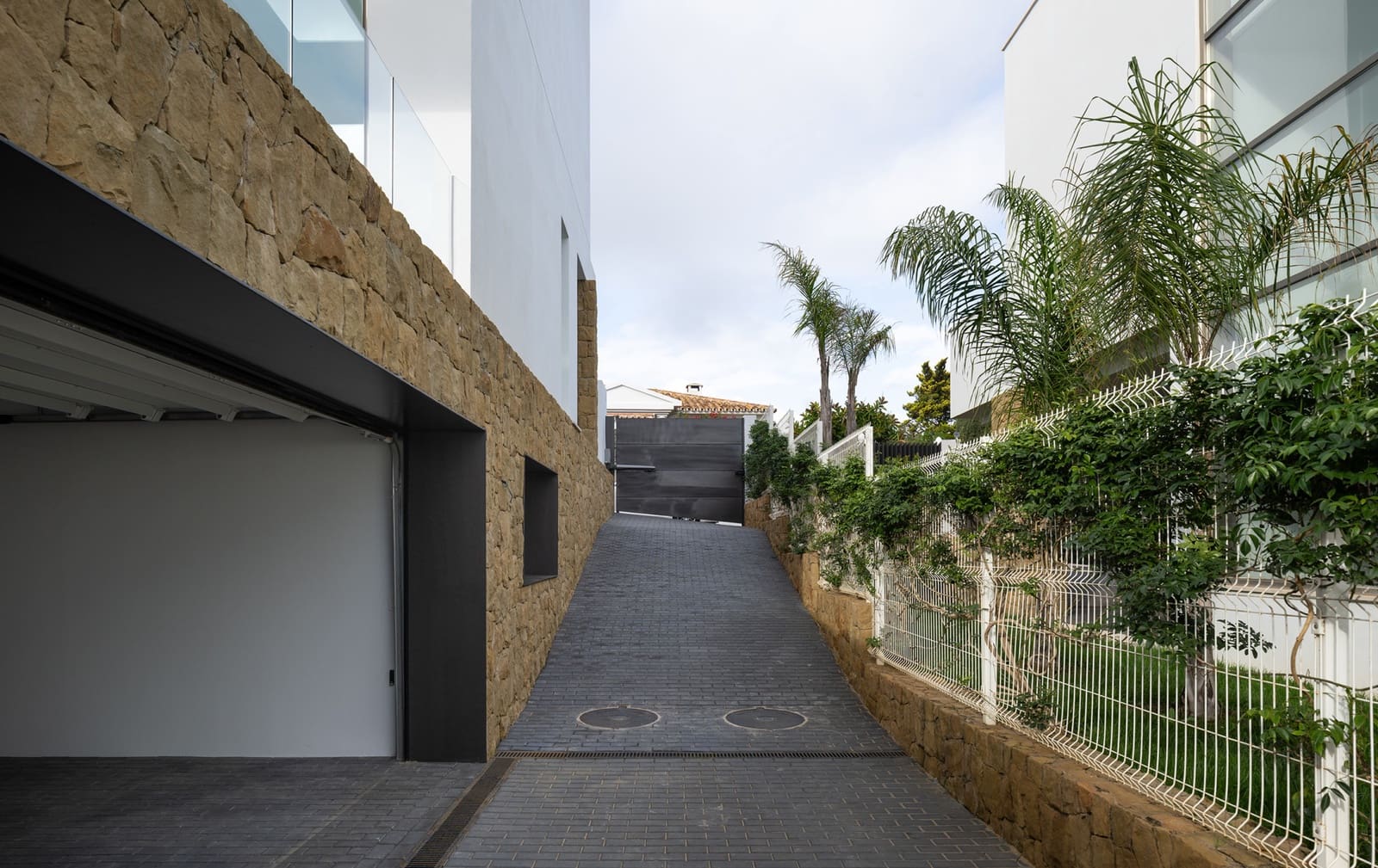 Chalet de 4 habitaciones en Mijas Costa en venta con piscina garaje - 1.675.000 € (Ref: 9994880)
