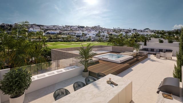 5 soverom Villa til salgs i El Paraiso, Estepona med svømmebasseng garasje - € 1 950 000 (Ref: 9995571)