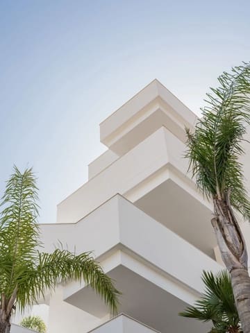 Apartamento de 2 habitaciones en Ojen en venta con piscina garaje - 895.000 € (Ref: 9996836)