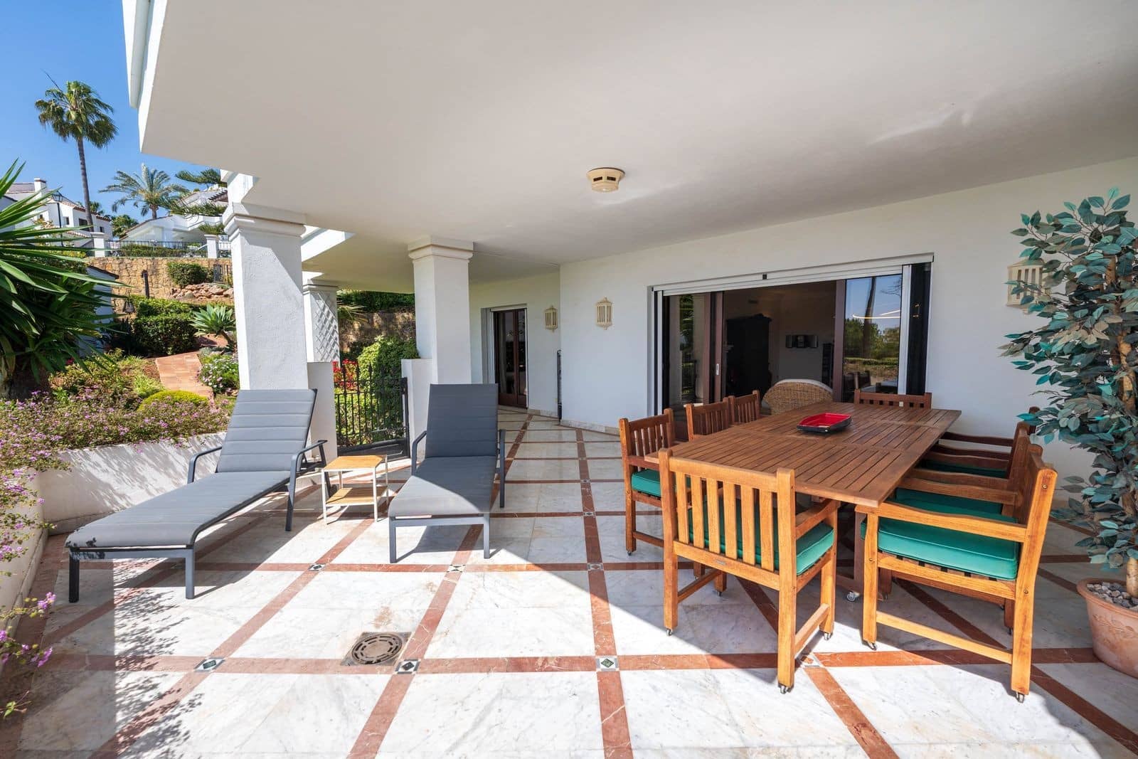 3 chambre Appartement à vendre à Marbella avec piscine garage - 1 450 000 € (Ref: 9996837)