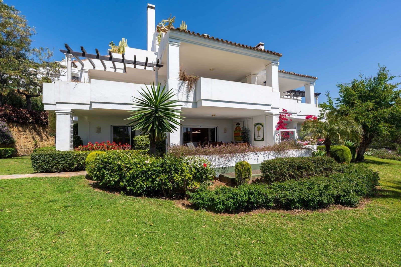 3 chambre Appartement à vendre à Marbella avec piscine garage - 1 450 000 € (Ref: 9996837)
