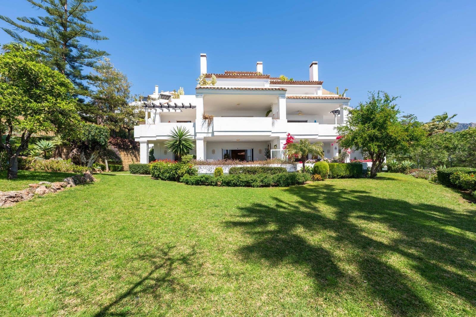 3 chambre Appartement à vendre à Marbella avec piscine garage - 1 450 000 € (Ref: 9996837)