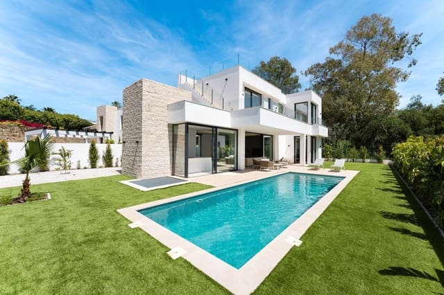 5 soveværelse Villa til salg i Atalaya-Isdabe, Estepona med swimmingpool garage - € 1.950.000 (Ref: 9996838)