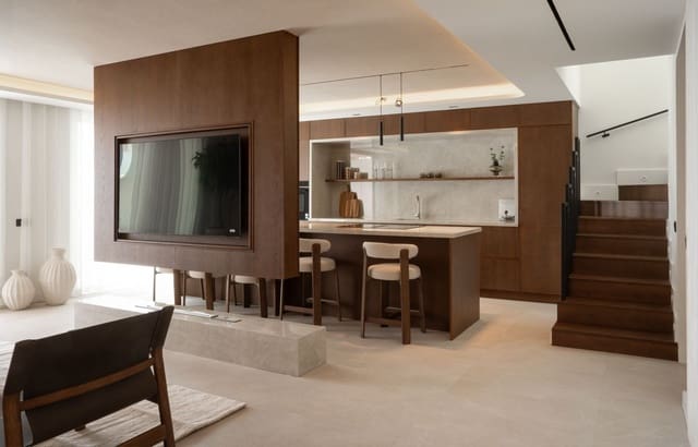 3 bedroom Penthouse for sale in Benahavís with pool garage - € 1,650,000 (Ref: 9996839)
