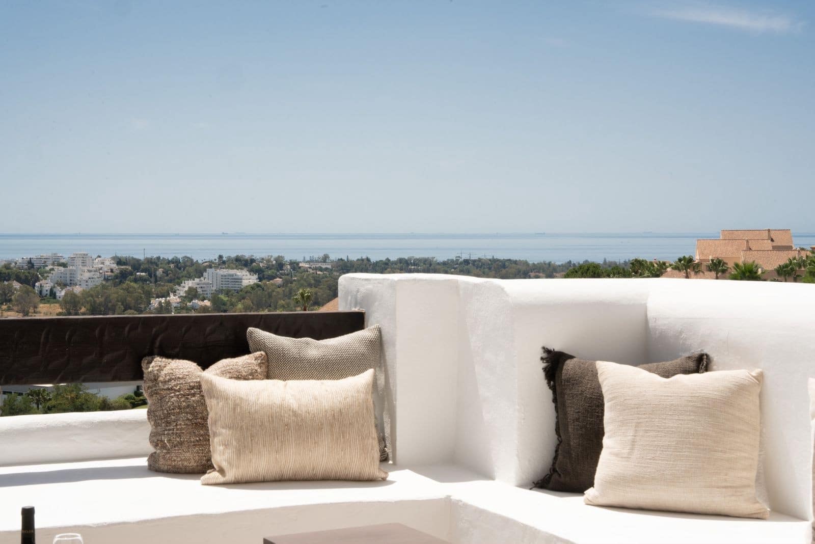 3 bedroom Penthouse for sale in Benahavis with pool garage - € 1,650,000 (Ref: 9996839)