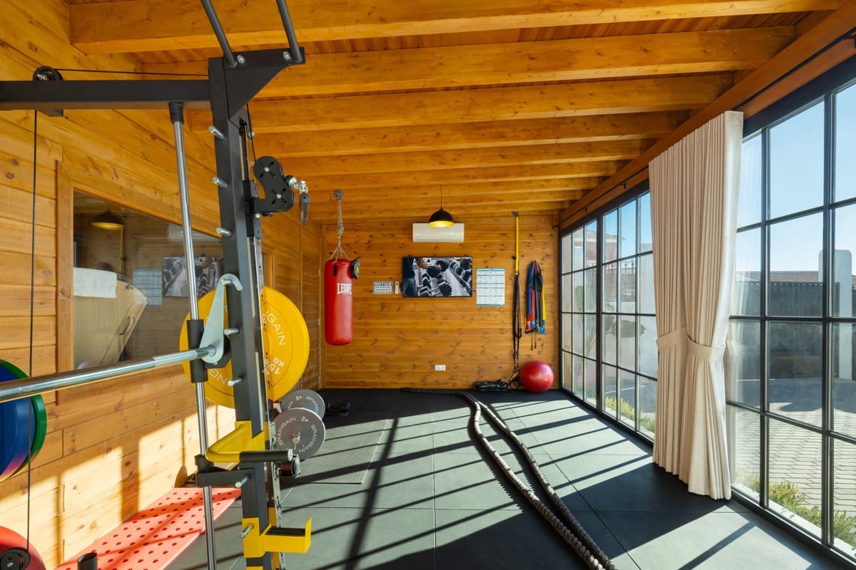 Chalet de 8 habitaciones en Guadalmina en venta con piscina garaje - 3.950.000 € (Ref: 9996842)