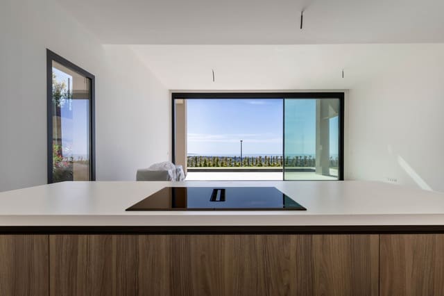 Chalet de 3 habitaciones en Benahavís en venta con piscina garaje - 1.895.000 € (Ref: 9998487)
