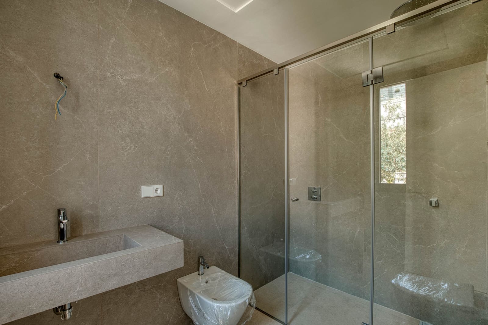 Chalet de 3 habitaciones en Benahavís en venta con piscina garaje - 1.895.000 € (Ref: 9998487)