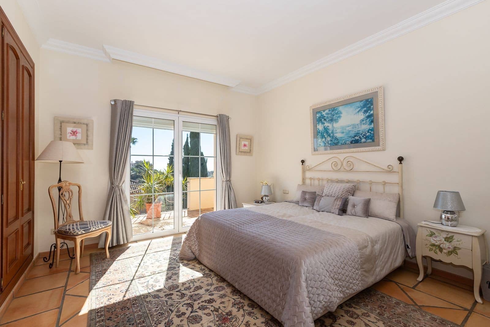 5 quarto Moradia para venda em Marbella com piscina garagem - 1 950 000 € (Ref: 9998488)