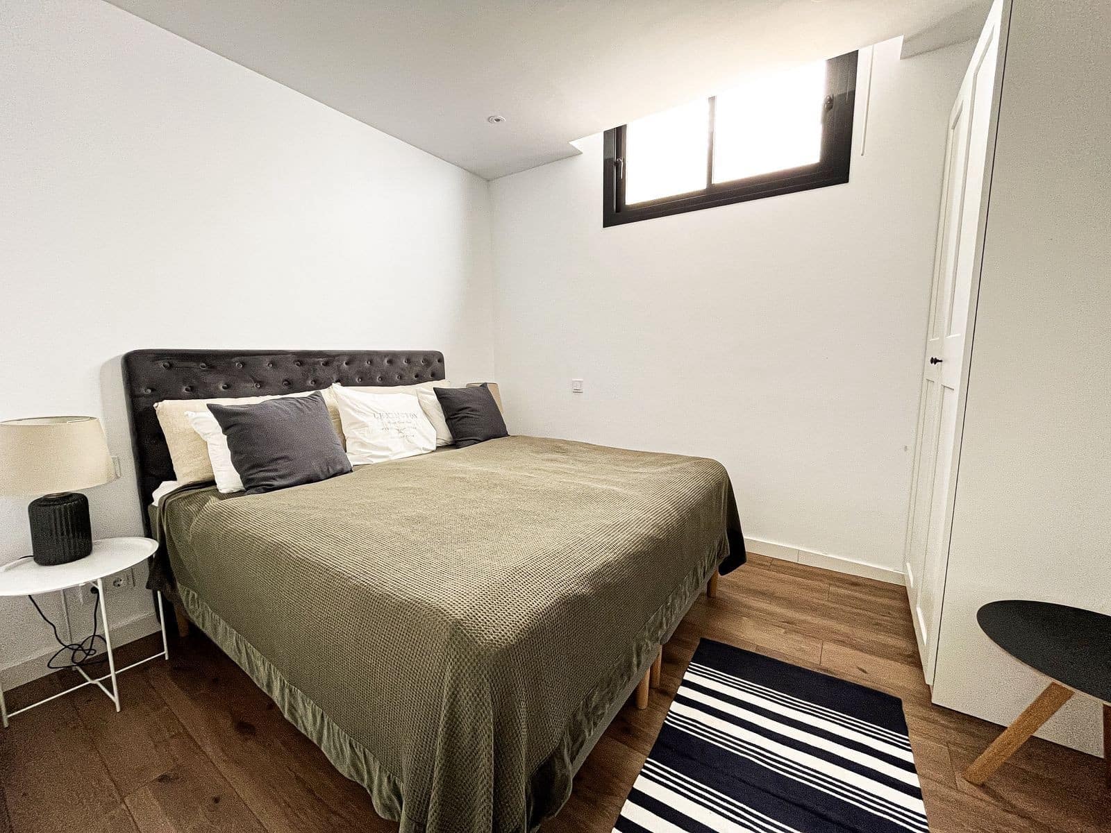 5 soverom Kjedet enebolig til salgs i Marbella med svømmebasseng garasje - € 1 475 000 (Ref: 9998490)