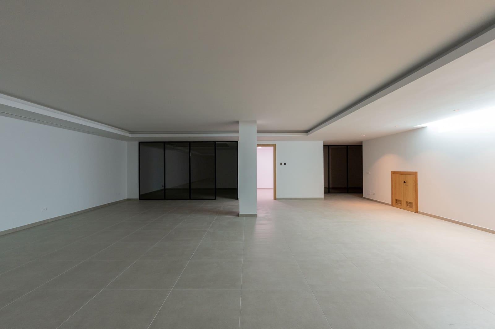 7 soverom Villa til salgs i San Pedro de Alcantara med svømmebasseng garasje - € 5 900 000 (Ref: 9998491)