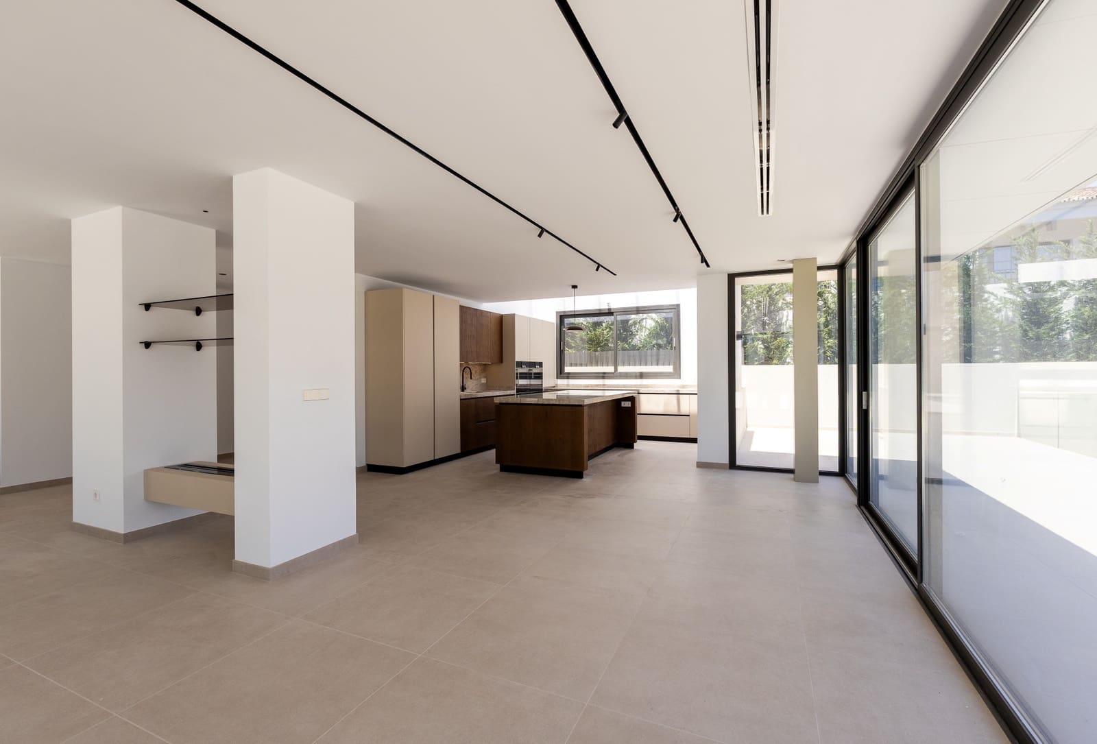 7 soverom Villa til salgs i San Pedro de Alcantara med svømmebasseng garasje - € 5 900 000 (Ref: 9998491)