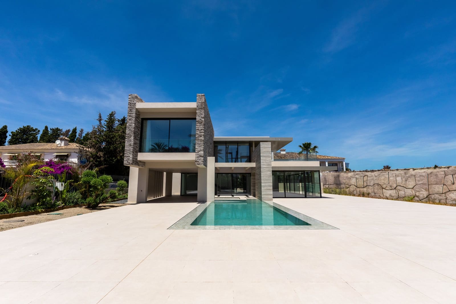 7 soverom Villa til salgs i San Pedro de Alcantara med svømmebasseng garasje - € 5 900 000 (Ref: 9998491)