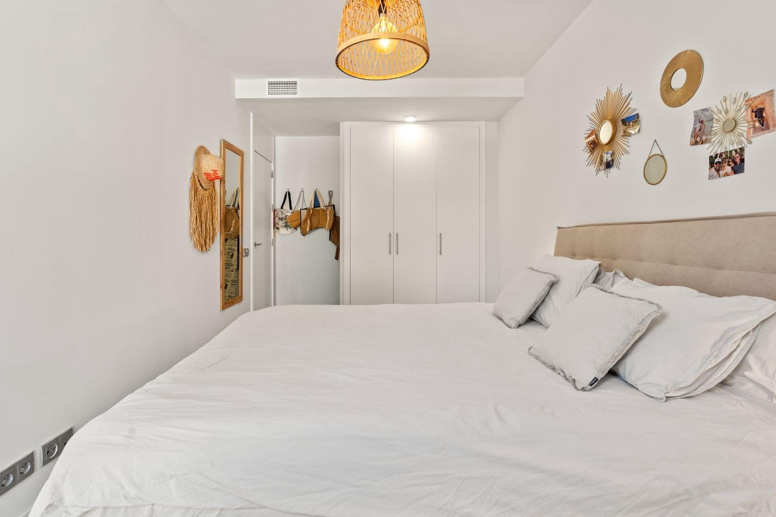 3 soverom Leilighet til salgs i New Golden Mile med svømmebasseng garasje - € 549 000 (Ref: 9998492)