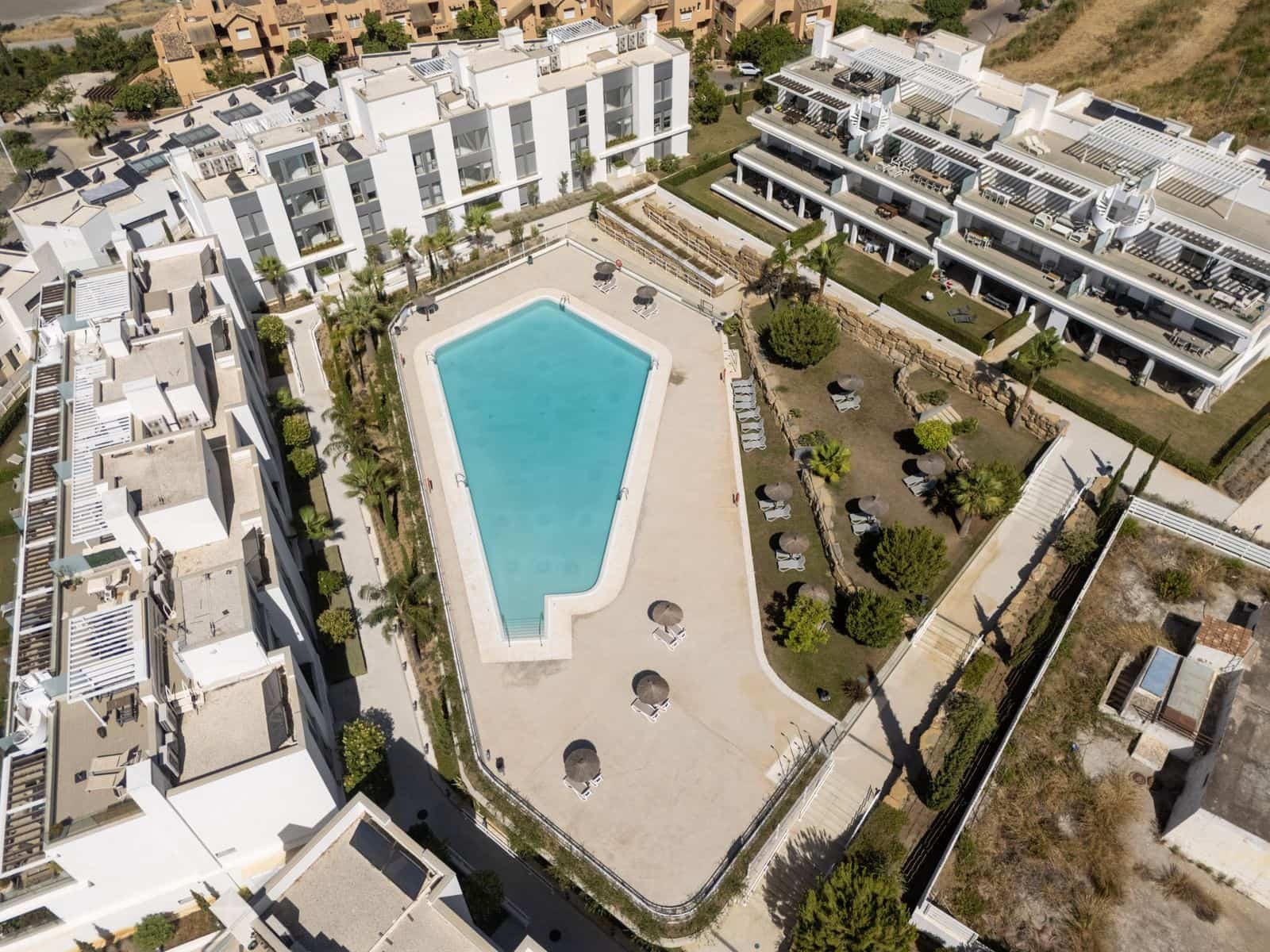 3 soverom Leilighet til salgs i New Golden Mile med svømmebasseng garasje - € 549 000 (Ref: 9998492)