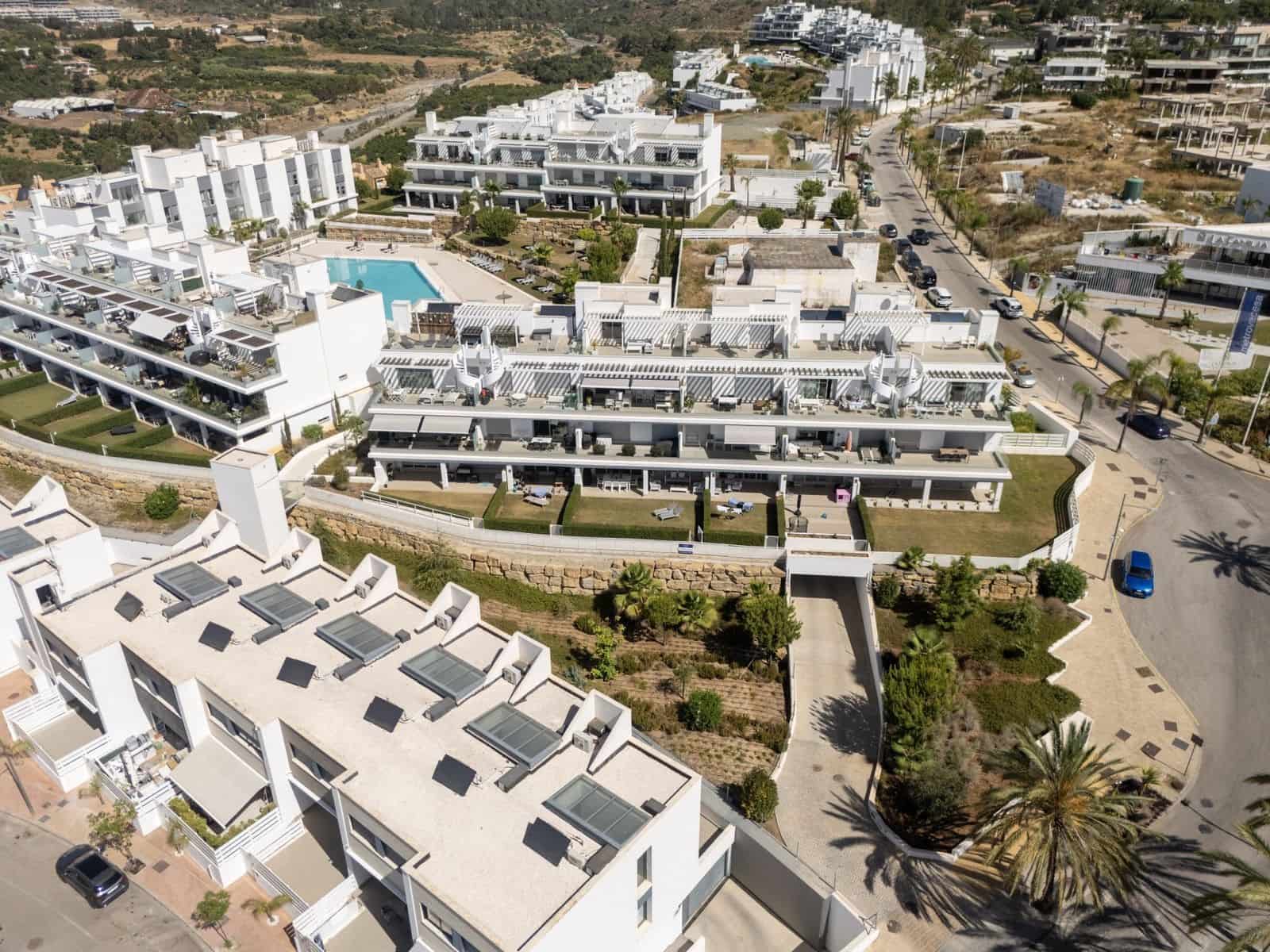 3 soverom Leilighet til salgs i New Golden Mile med svømmebasseng garasje - € 549 000 (Ref: 9998492)