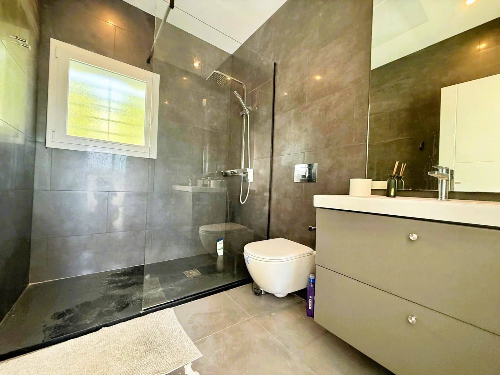 Chalet de 5 habitaciones en Benahavís en venta con piscina garaje - 1.600.000 € (Ref: 9998494)