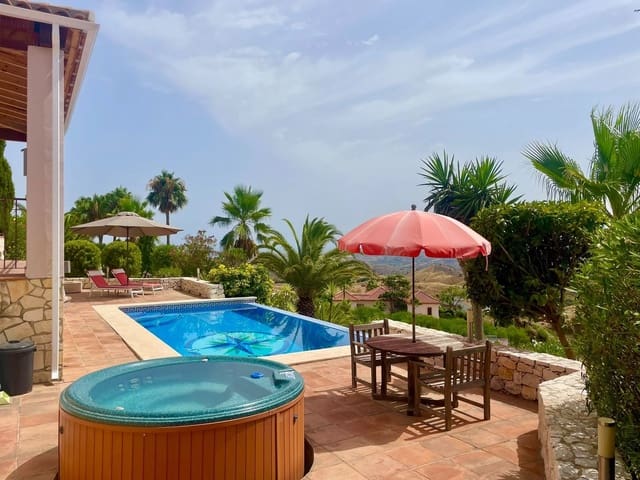 3 slaapkamer Villa te koop in Valtocado, Mijas met zwembad garage - € 1.450.000 (Ref: 9998496)