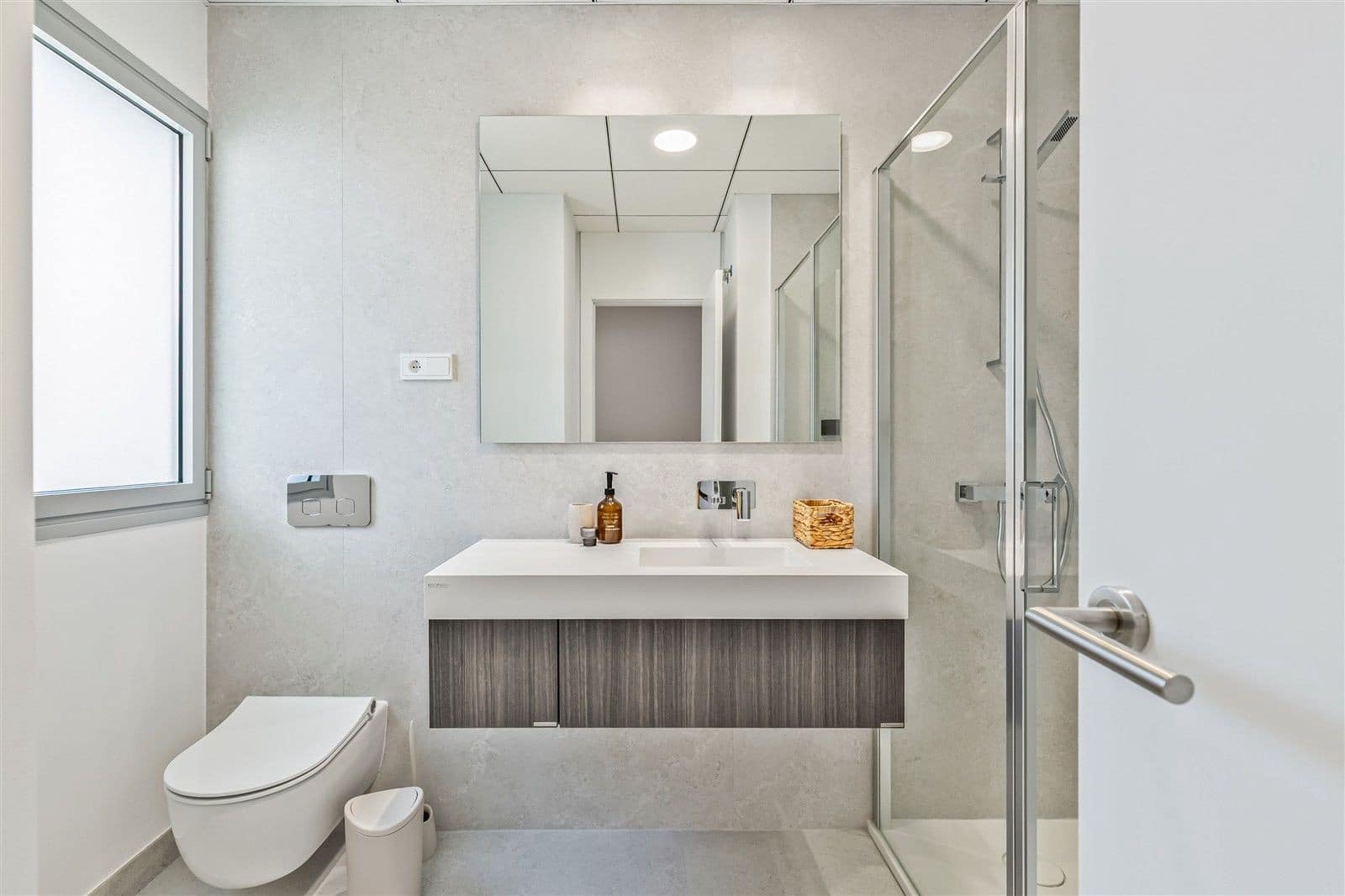 3 bedroom Penthouse for sale in Marbella with pool garage - € 1,495,000 (Ref: 9998497)
