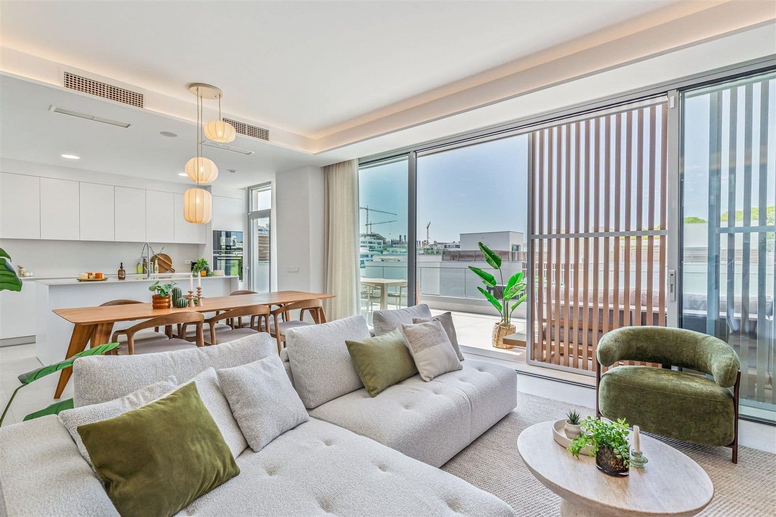 3 bedroom Penthouse for sale in Marbella with pool garage - € 1,495,000 (Ref: 9998497)