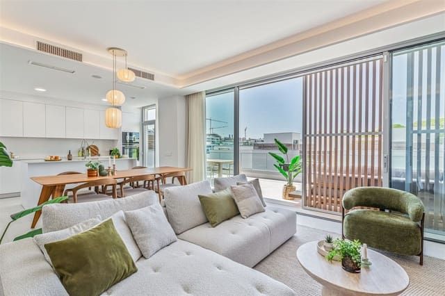 3 bedroom Penthouse for sale in Marbella with pool garage - € 1,495,000 (Ref: 9998497)