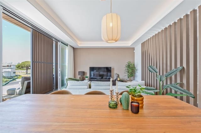 3 bedroom Penthouse for sale in Marbella with pool garage - € 1,495,000 (Ref: 9998497)