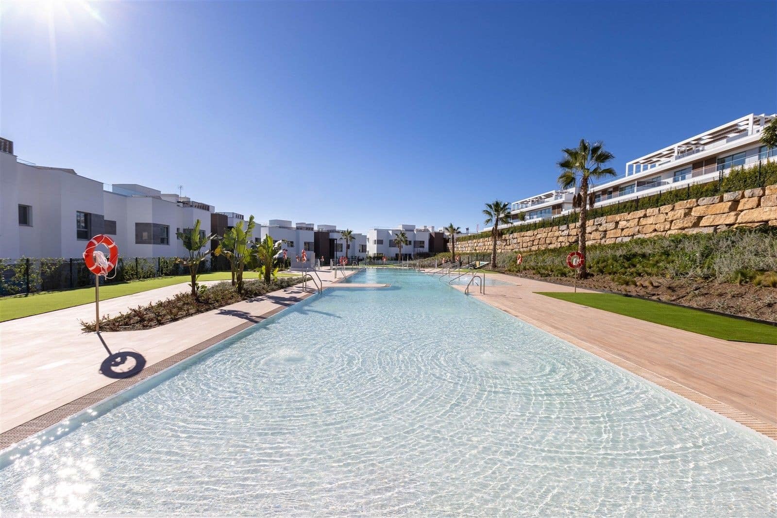 3 bedroom Penthouse for sale in Marbella with pool garage - € 1,495,000 (Ref: 9998497)