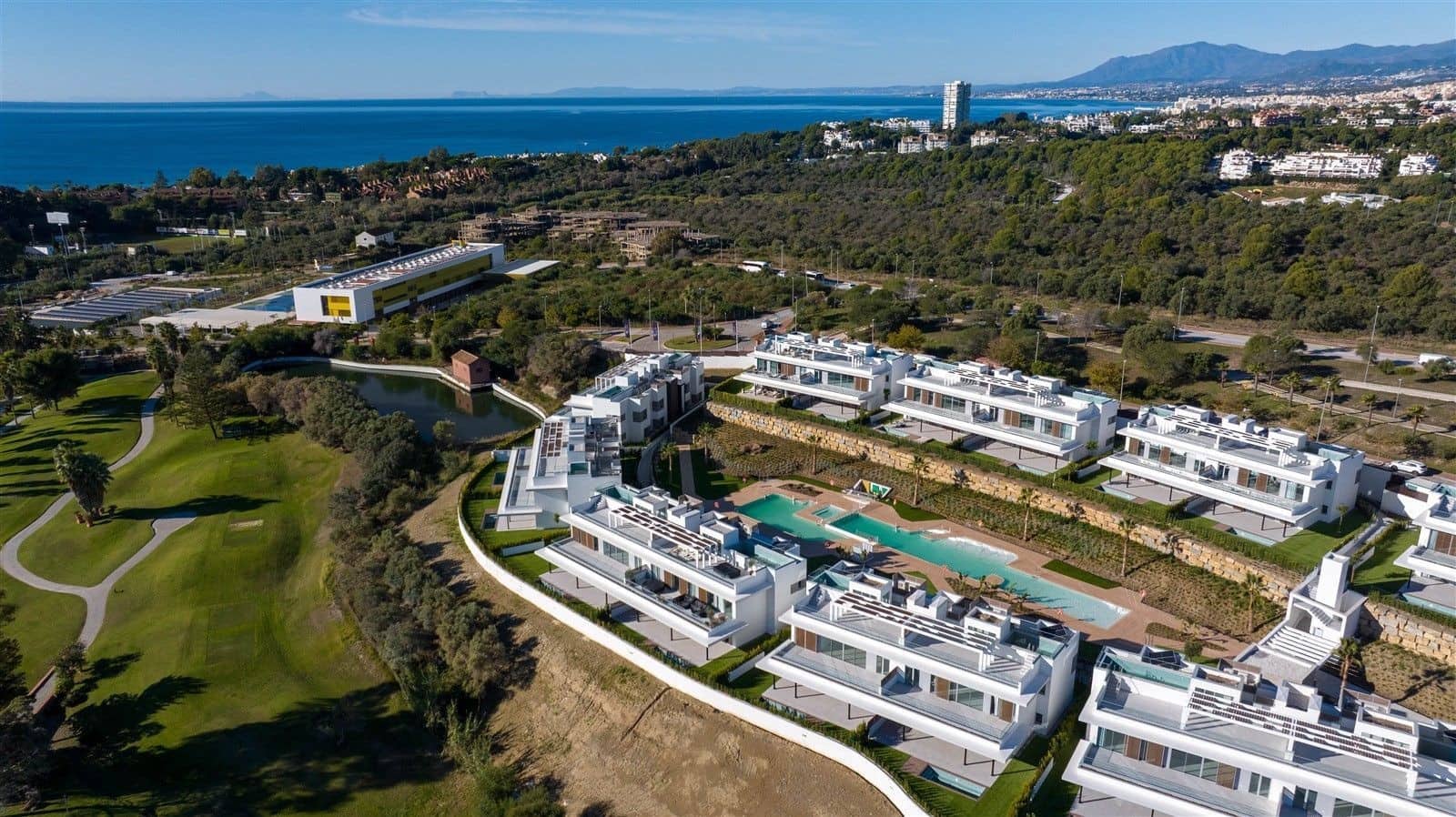 3 bedroom Penthouse for sale in Marbella with pool garage - € 1,495,000 (Ref: 9998497)