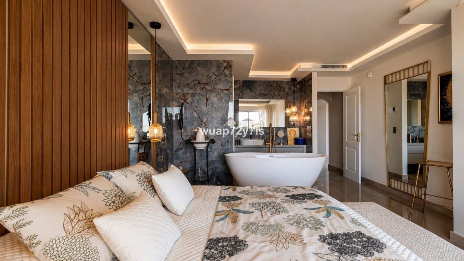 3 Zimmer Penthouse zu verkaufen in Marbella mit Pool Garage - 2.200.000 € (Ref: 9998499)