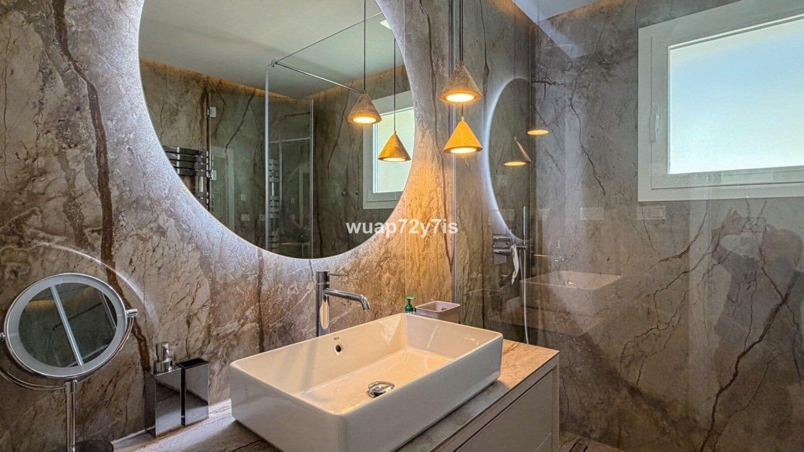 3 Zimmer Penthouse zu verkaufen in Marbella mit Pool Garage - 2.200.000 € (Ref: 9998499)