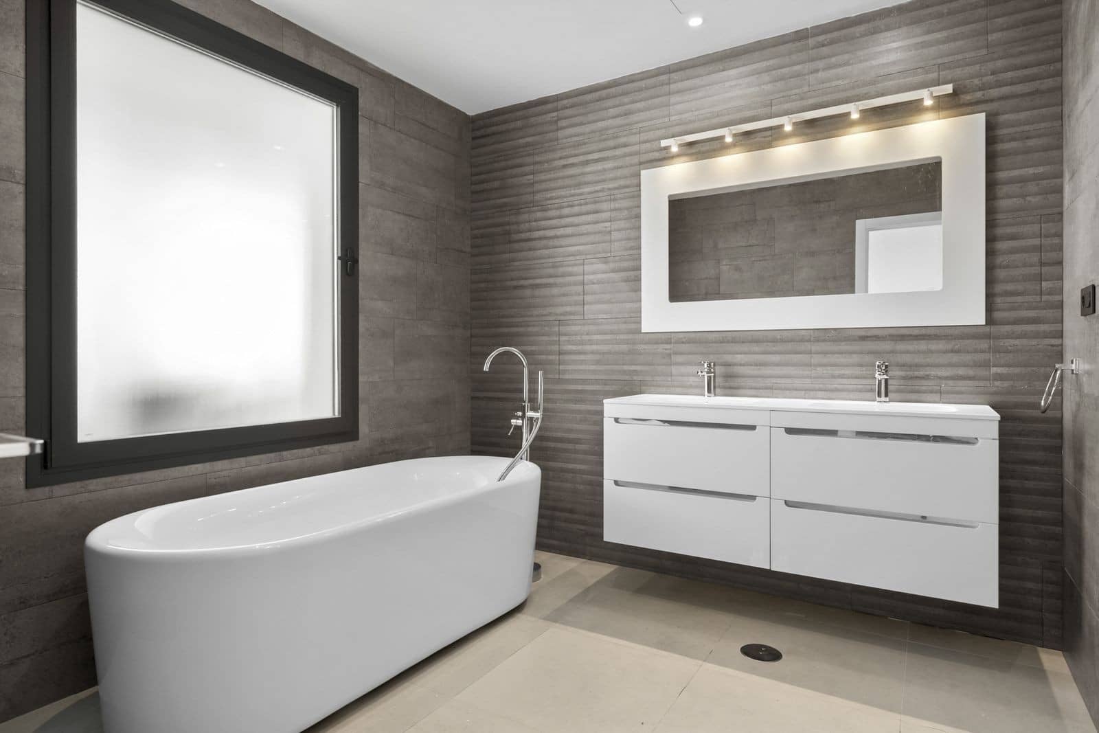 6 quarto Moradia para venda em Torremuelle com piscina garagem - 1 900 000 € (Ref: 9998500)