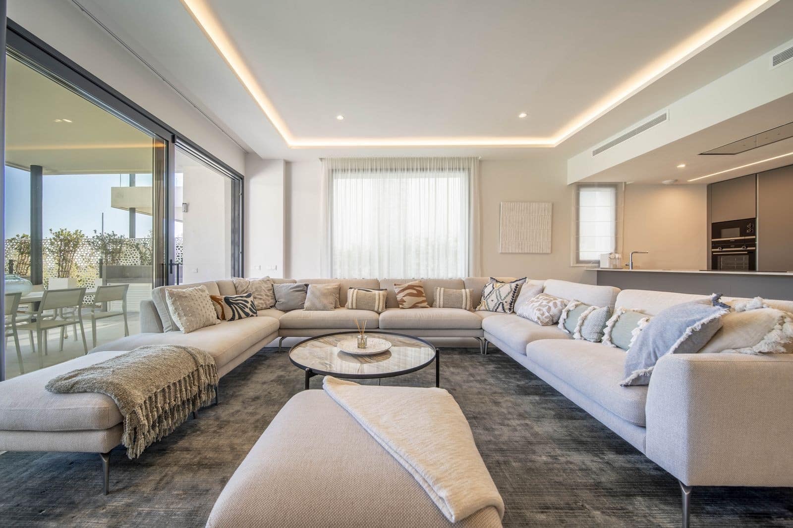 4 soveværelse Semi-Rækkehus til salg i Marbella med swimmingpool garage - € 2.450.000 (Ref: 9998501)