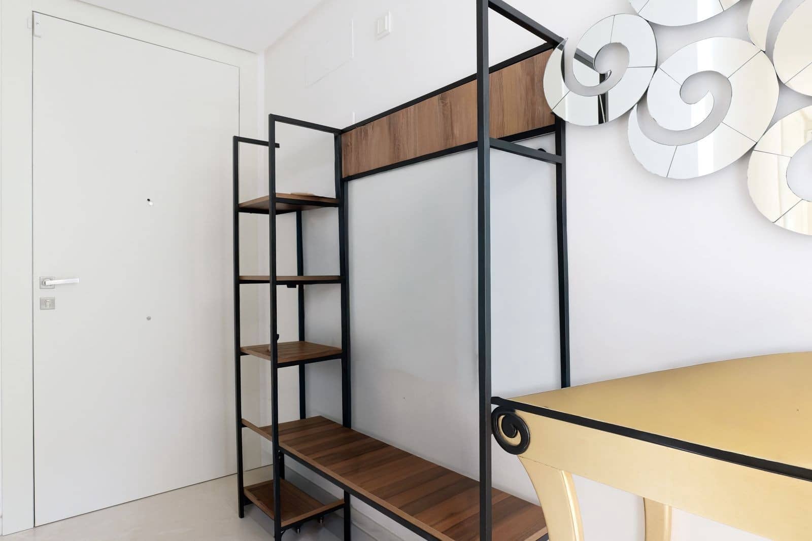 3 slaapkamer Appartement te koop in Ojen met zwembad garage - € 1.195.000 (Ref: 9998503)