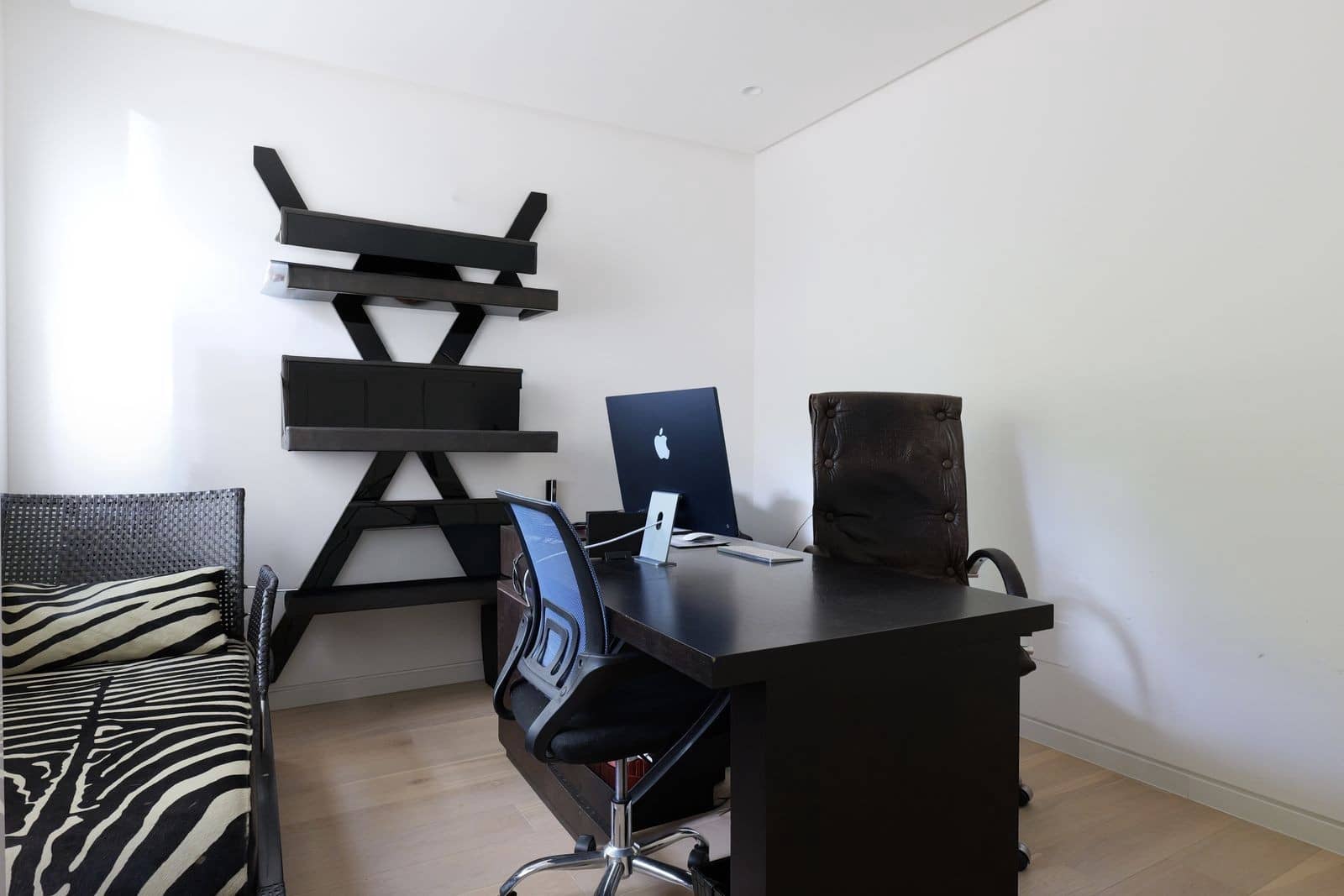 3 slaapkamer Appartement te koop in Ojen met zwembad garage - € 1.195.000 (Ref: 9998503)