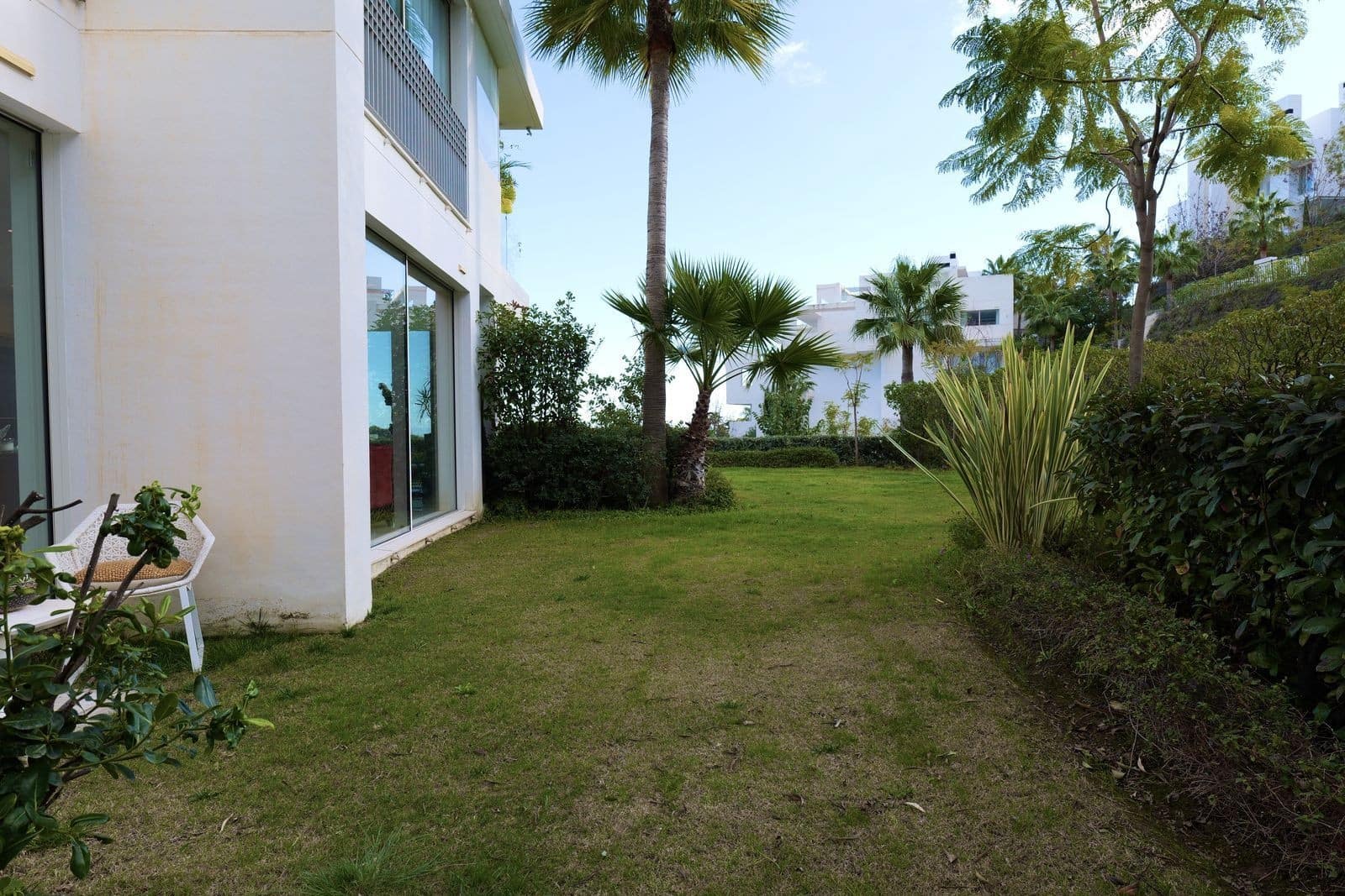 3 slaapkamer Appartement te koop in Ojen met zwembad garage - € 1.195.000 (Ref: 9998503)