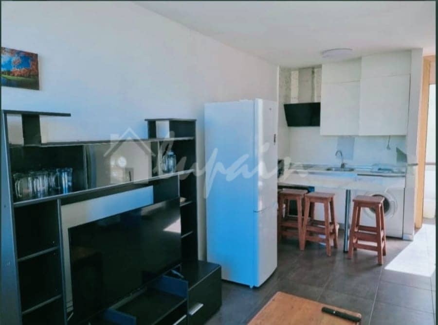 1 makuuhuone Huoneisto myytävänä paikassa San Eugenio mukana uima-altaan - 199 500 € (Ref: 10001236)