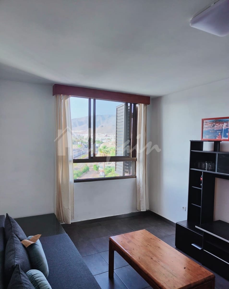 1 makuuhuone Huoneisto myytävänä paikassa San Eugenio mukana uima-altaan - 199 500 € (Ref: 10001236)