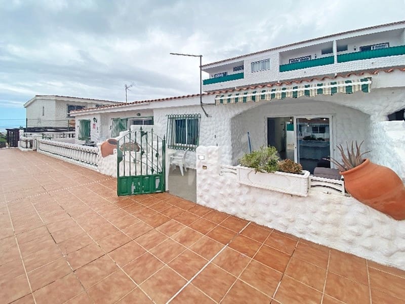 2 makuuhuone Huoneisto myytävänä paikassa San Eugenio mukana uima-altaan - 449 000 € (Ref: 10001238)