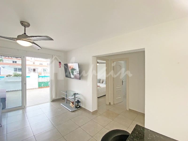 2 makuuhuone Huoneisto myytävänä paikassa San Eugenio mukana uima-altaan - 449 000 € (Ref: 10001238)