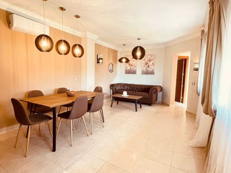 4 chambre Villa/Maison à vendre à Los Cristianos avec garage - 775 000 € (Ref: 10001241)