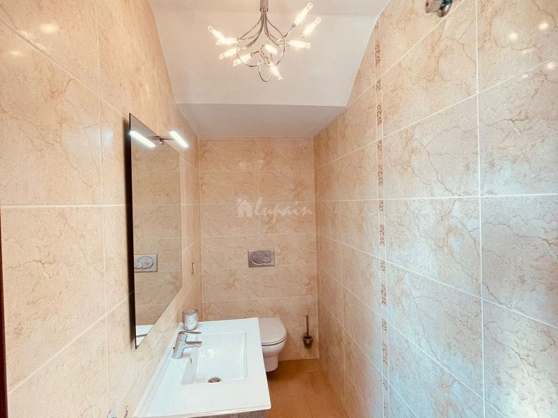 4 chambre Villa/Maison à vendre à Los Cristianos avec garage - 775 000 € (Ref: 10001241)