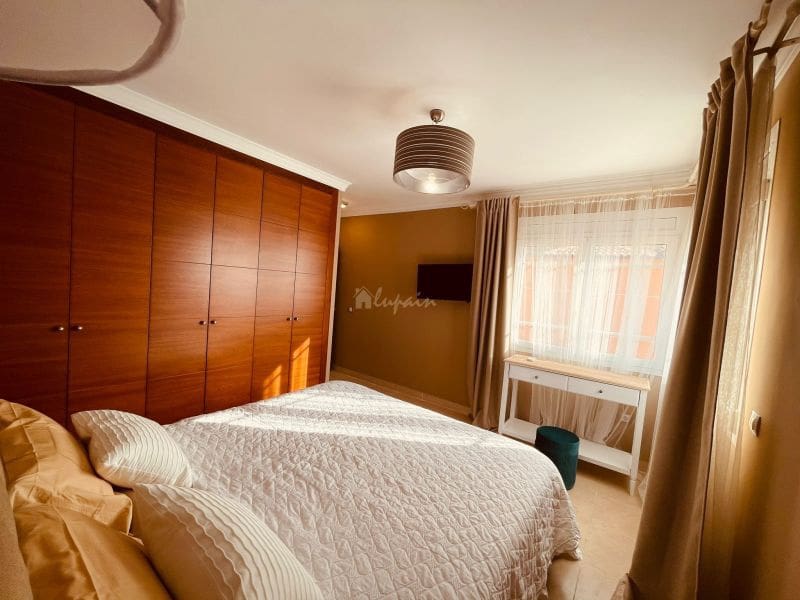 4 chambre Villa/Maison à vendre à Los Cristianos avec garage - 775 000 € (Ref: 10001241)