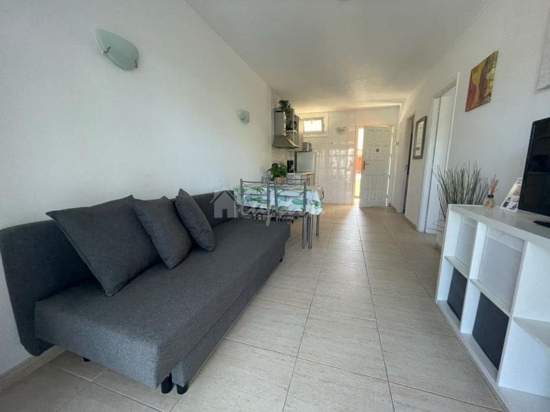 1 soverom Leilighet til salgs i Playa de las Americas med svømmebasseng garasje - € 295 000 (Ref: 10001242)